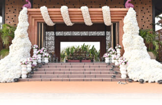 The Master Key: How Your Event Planner Unlocks Elite Vendors for Flawless Events